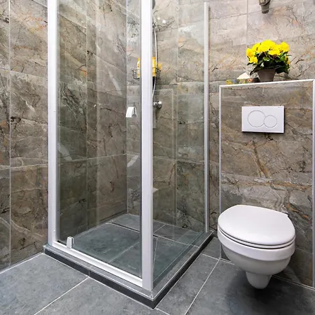 Magic Brilliant - District 7 Nights For 2 By Nw Appartamento