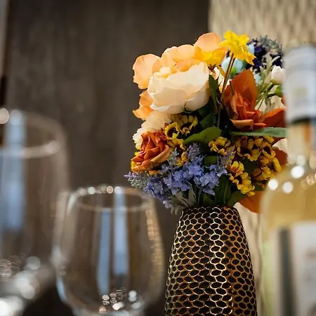 Magic Brilliant - District 7 Nights For 2 By Nw Appartamento *