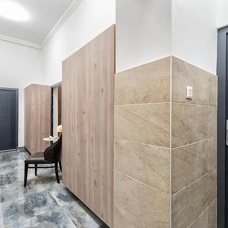 Magic Brilliant - District 7 Nights For 2 By Nw Budapest