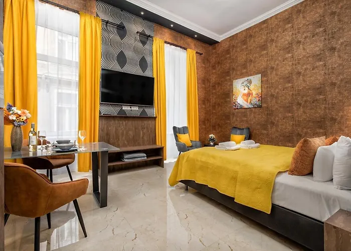 Magic Brilliant - District 7 Nights For 2 By Nw * Budapest