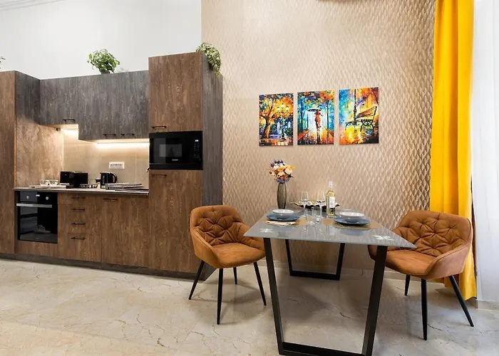 Magic Brilliant - District 7 Nights For 2 By Nw * Budapest