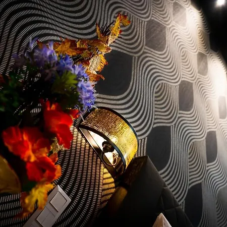 Magic Brilliant - District 7 Nights For 2 By Nw Lejlighed